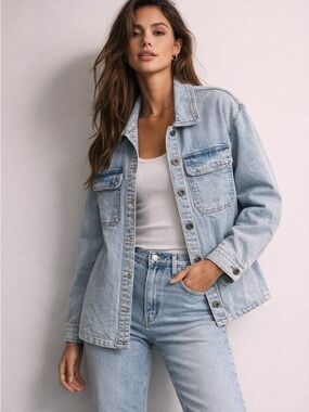 Kensie Denim Jacket Retro Luxe Stretch Light Wash Button Front Size M NWT